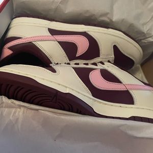 Valentine’s Day Dunks 23’